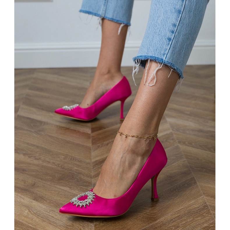 Rosa satinpumpar med zirkoner 2