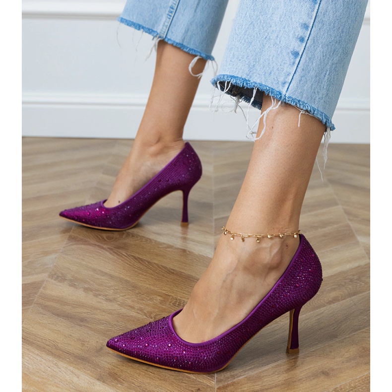 Lila satinpumpar med zirkoner violett 1