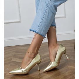 Klassiska kvinnors guldpumpar med zirkoner gyllene 2