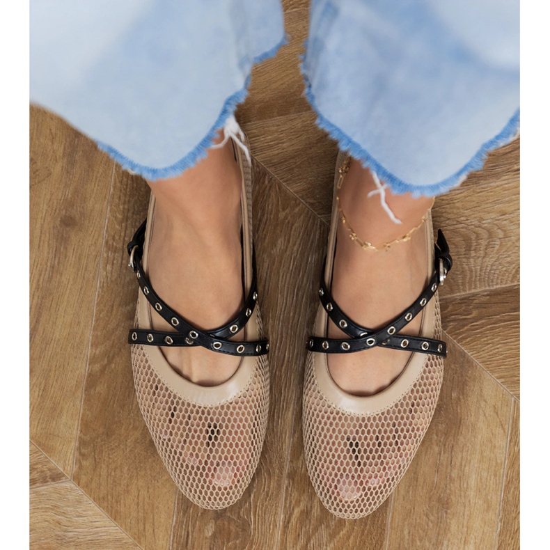 Brown Mesh Ballerinas med ett dekorativt spänne brun 2
