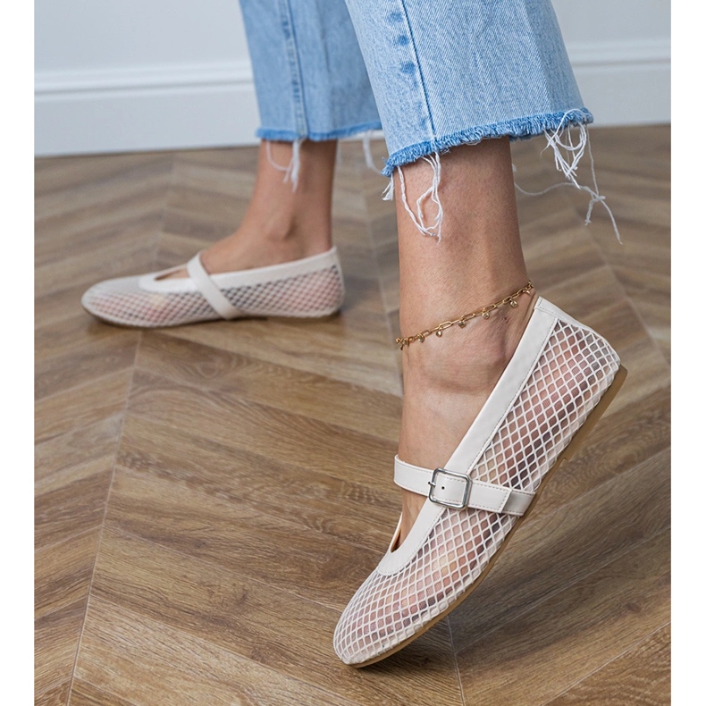 Beige Mesh Ballerinas med ett spänne 2