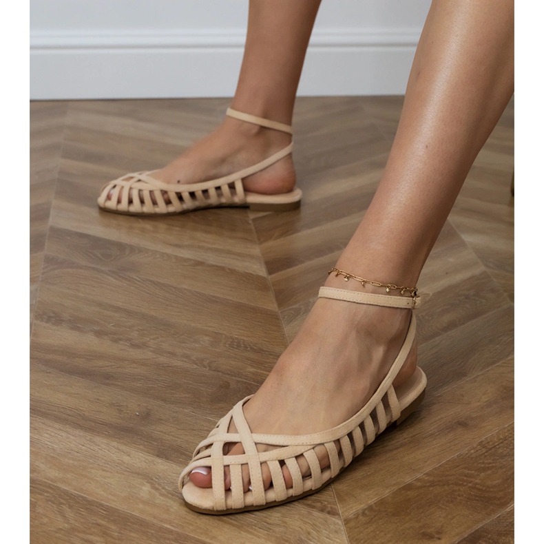 Beige kvinnors platta sandaler byggda -up 2