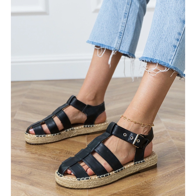 Svart espadrilles byggda -in sandaler 1