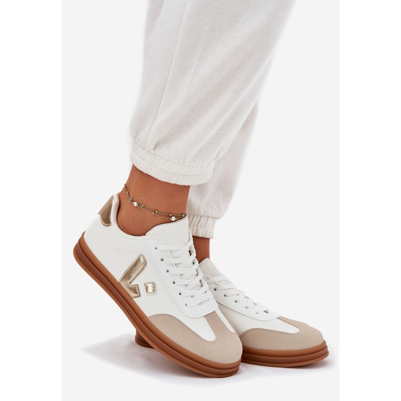 Vita läder sneakers 1