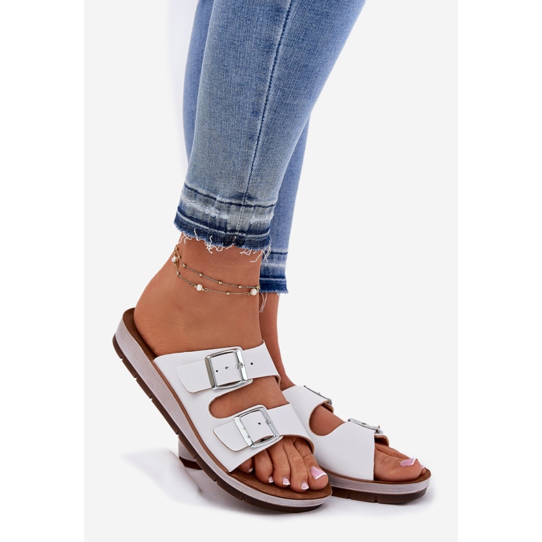 Kvinnors flip flops med inblu spänne cp000042 vit 1