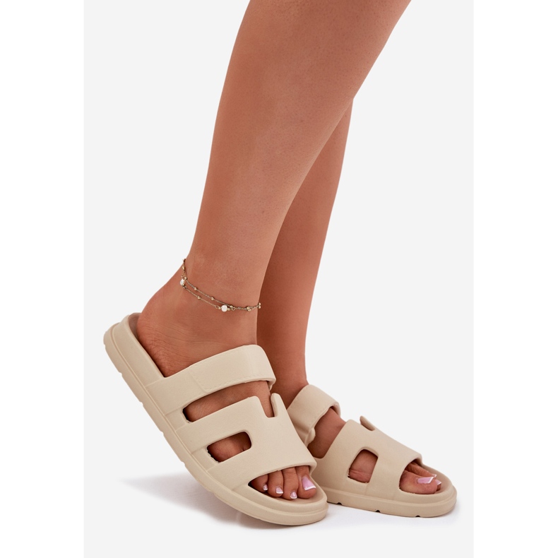 EVento Kvinnors skum flip flops beige 1