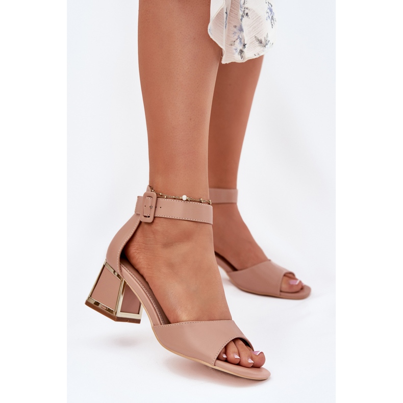 EVento Kvinnors sandaler på nakenposten beige 2