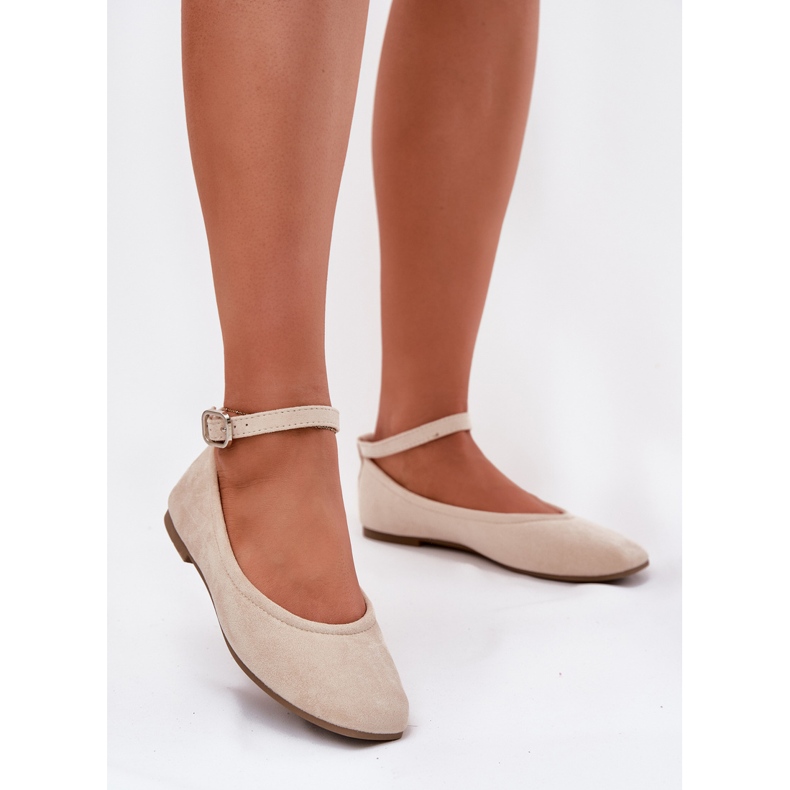 Eco Suede Ballerinas med ett bälte och en beige klämmor 2