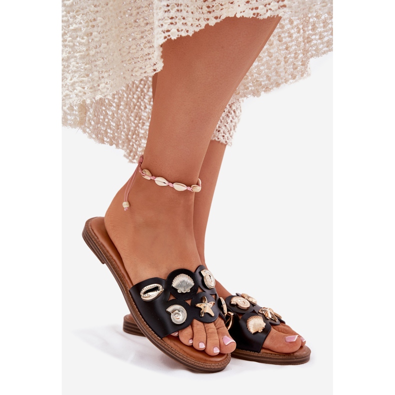 Flat -hane kvinnors flip flops med gyllene stift svarta stift 1