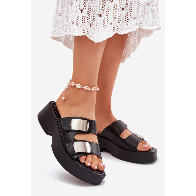 Kvinnors flip flops med Eco Black Leather Stripes svart 1