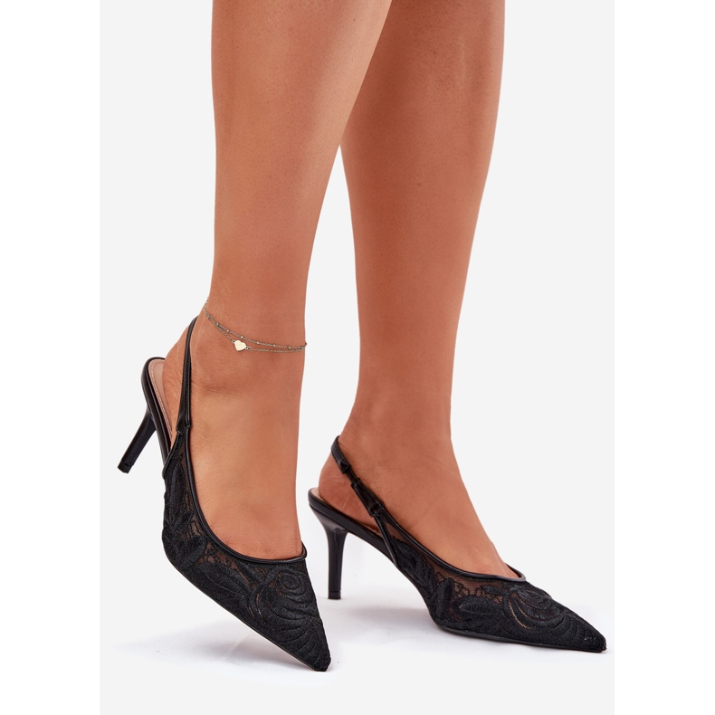 Spets klackar sandaler med en öppen klack svart 2