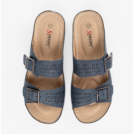 Seastar Talltor på en låg kil med blå spännen 1