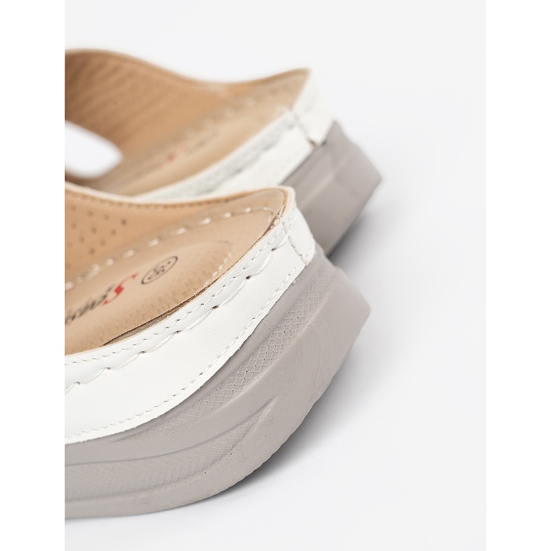 Seastar Ljusvita flip flops på en låg kil 1