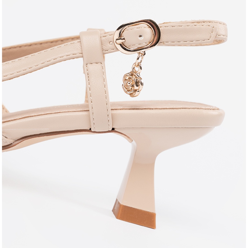 Goodin Låghelade öppningspumpar beige 2