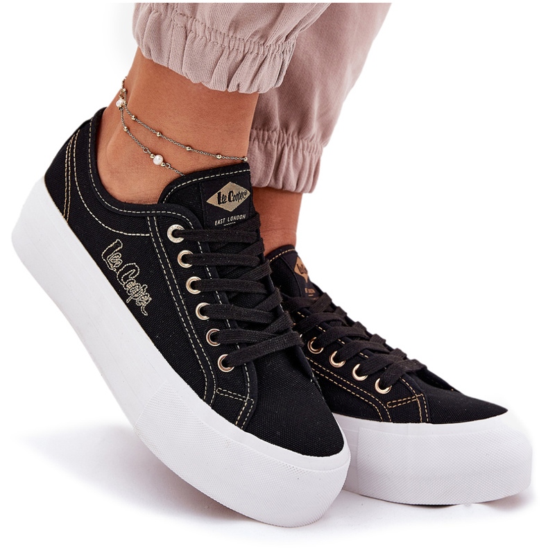 Kvinnors material sneakers på Lee Cooper LCW-25-31-3431L-plattformen svart 5