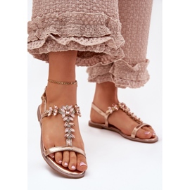 Platta kvinnosandaler med kristaller rosa guld gyllene 2