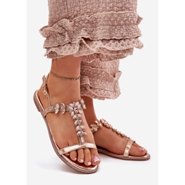 Platta kvinnosandaler med kristaller rosa guld gyllene 1