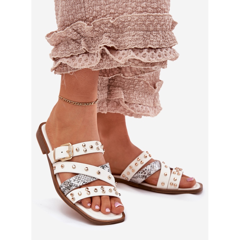 Dekorerade kvinnors platthelade kvinnors flip flops med ränder och vit klämma 1