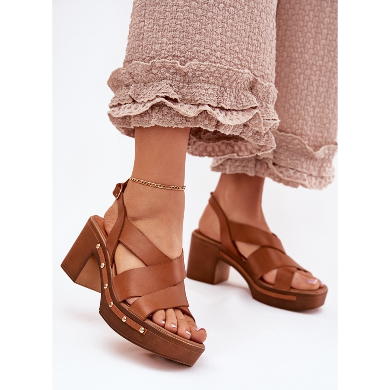 Lädersandaler på Zazoo 1081 Brown Post brun 2