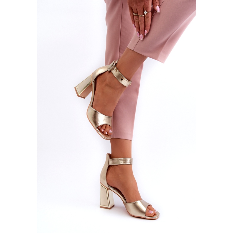 Evento Eleganta damsandaler med högklackade guld gyllene 3
