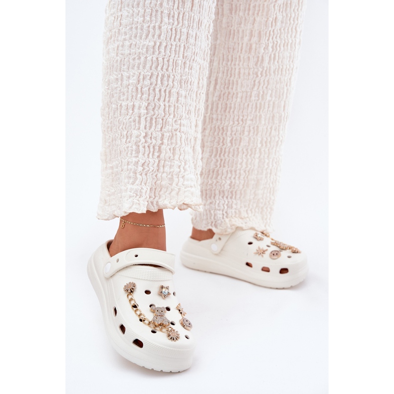 Kvinnors skum flip flops med vita stift 2