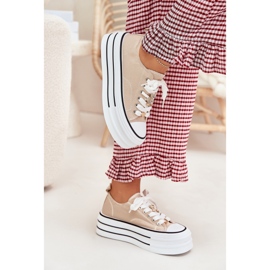 Kvinnors sneakers på plattformen med Golden Pins Beige 3