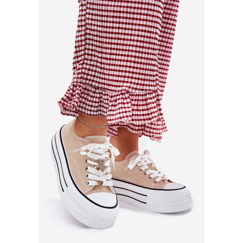 Kvinnors sneakers på plattformen med Golden Pins Beige 1