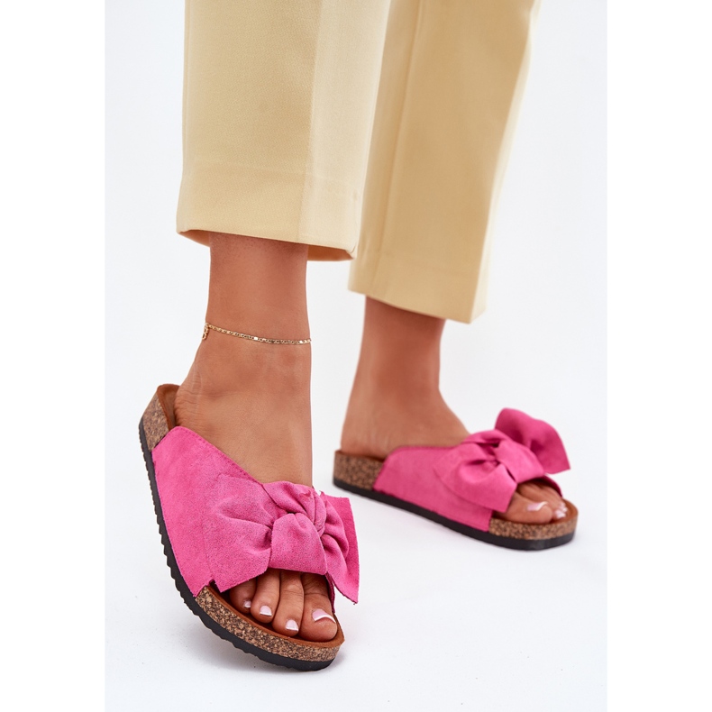 Kvinnors flip flops på en korksula med en båge av fuchsia rosa 2