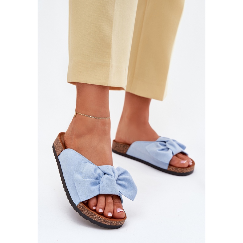 Kvinnors flip flops på korksulan med en blå båge 2