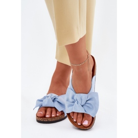 Kvinnors flip flops på korksulan med en blå båge 3