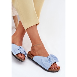 Kvinnors flip flops på korksulan med en blå båge 7