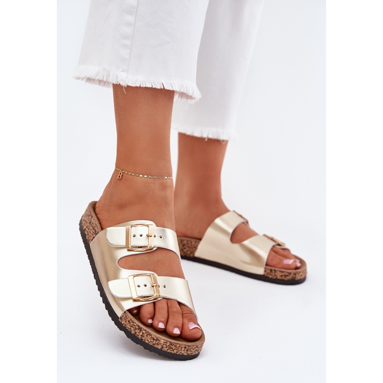 EVento Kvinnors flip flops med eko -läderspännen gyllene 2