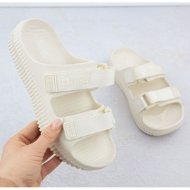 Big Star RR274A529 flip -flops beige 3