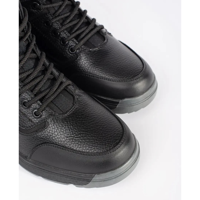 Högisolerade mäns stövlar svart 1