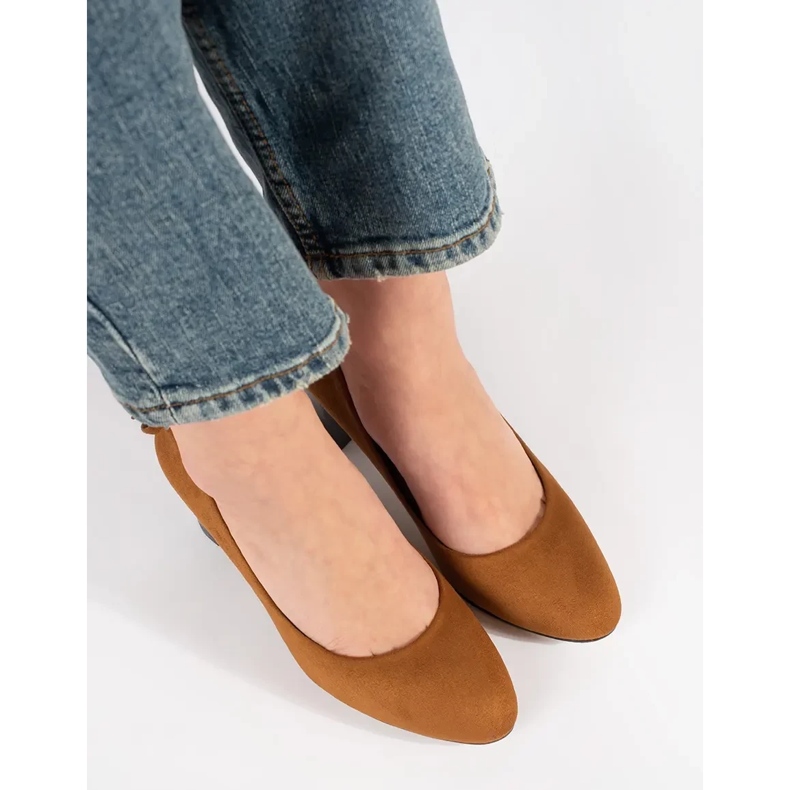 Goodin Bruna mockapumpar på pelaren 1