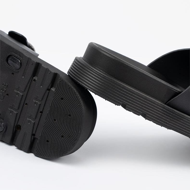 Seastar Svarta flip flops med silverspännen 2
