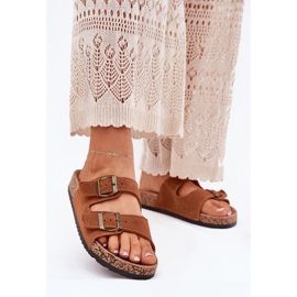 Suede Flip flops på korksulan med kamelspännen brun 2