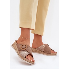 Kvinnokilar med en dekorativ inBlu RV000012 Brown. brun 2