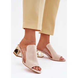 Kvinnors flip flops på den gyllene pelaren Light Beige 2