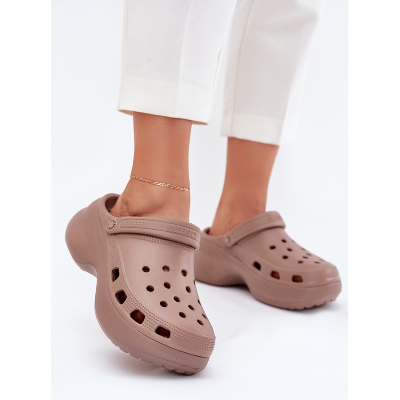 Big Star Women's Foam Flip flops på den massiva enda stora stjärnan RR274A121 Dark Beige 2