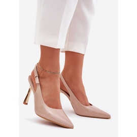 Målade höga klackar med en öppen klack och pekade tår beige 1