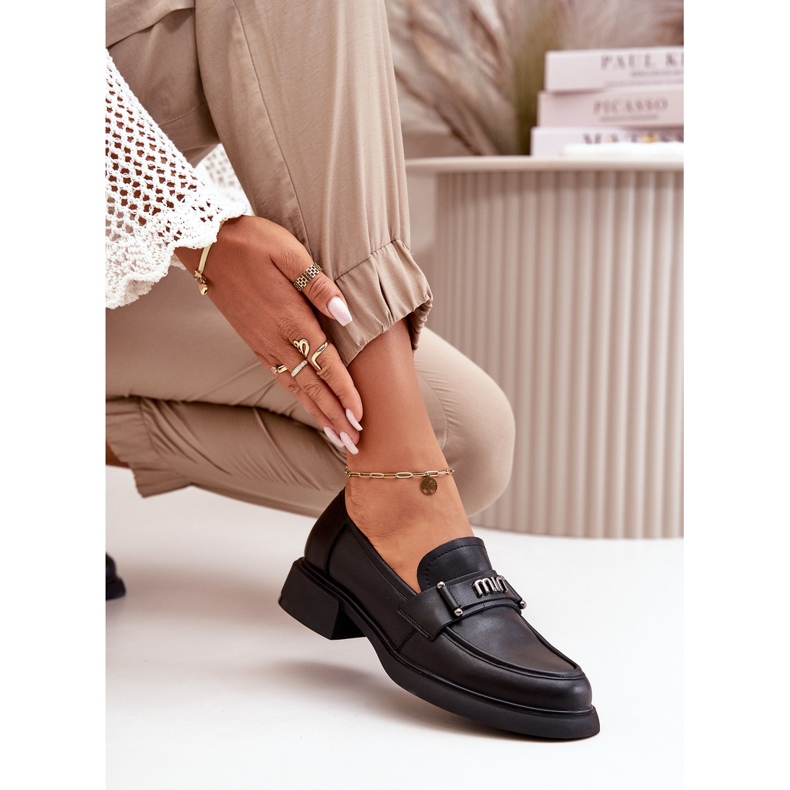 Kvinnors naturliga läder loafers svarta Vinceza 91114 med en prydnad 4