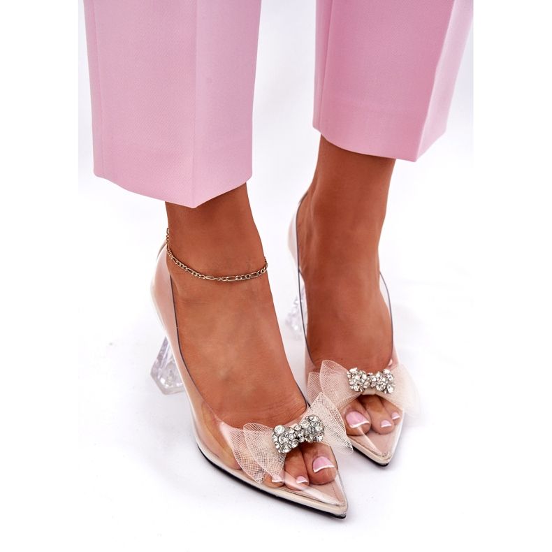 Transparenta kvinnorpumpar med en Vinceza 62213 beige båge 1