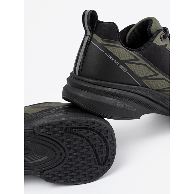DK Mörkgröna herrsportskor 1