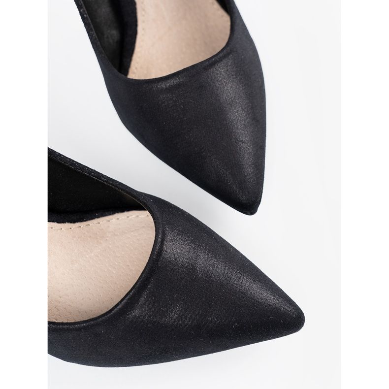 Svart mocka pumps på en stilettklack 1