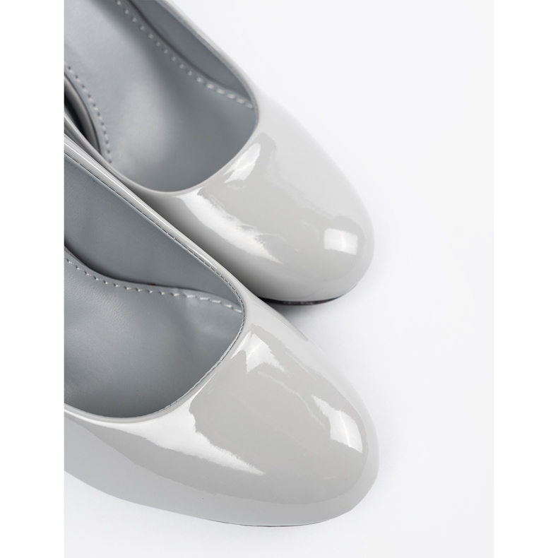 Seastar Ljusgrå lackerade pumpar 2