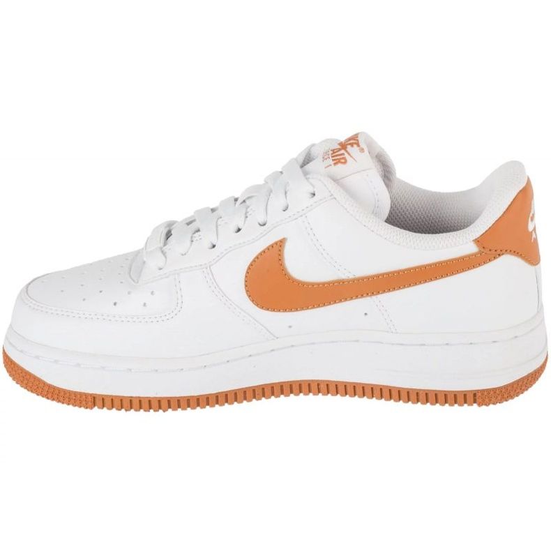 Nike Air Force 1 07 Nästa naturskor i DC9486-103 vit 1