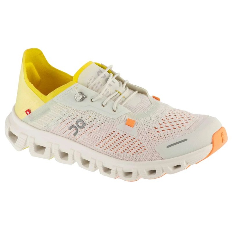 On Running På Cloud 6 Coast Running Shoes i 3WF10023022 vit 1