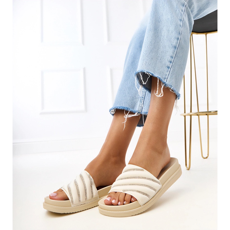 Beige flip flops med cardon zircons blå 2