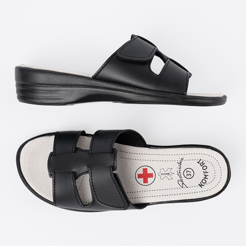 Shelvt Kvinnors svarta kil 2